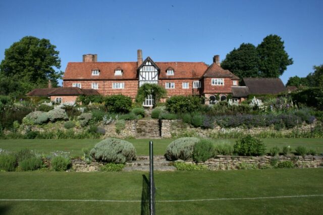 Tennis Court towards House 02